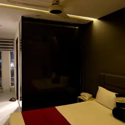 Shades Hotel Apartments Hotels near Eiffel Tower Bahria Town Lahore