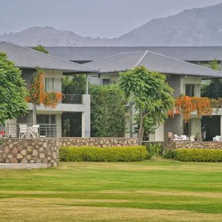 TatSaraasa Resort & Spa, Udaipur