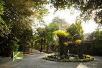Country Lakeview Hotel di Bang Pla Ma