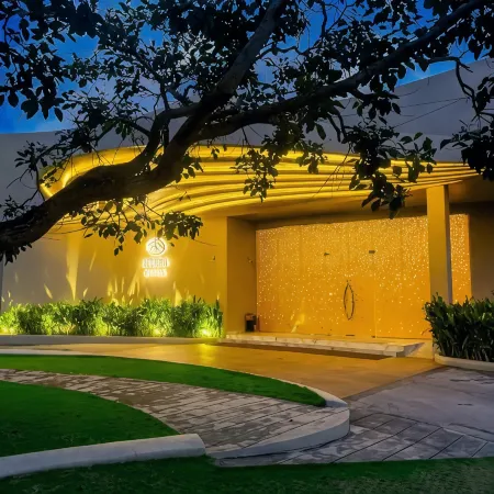Avenra Gardens Hotel