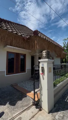 Ulu Living Guesthouse 3 Menit dari Tugu Jogja Hotels in Tegalrejo
