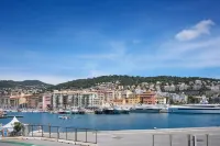 SunlightProperties L'ARTISTE: a charming apartment in the Port area of Nice Hotels in Nice Port
