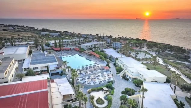 ユーロビレッジ アキレアス ホテル