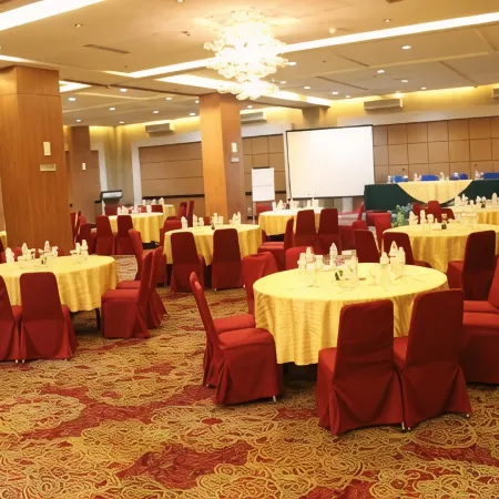 Angkasa Garden Hotel Отели рядом с достопримечательностью «Река Сиак»