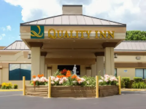 米爾霍爾-拉馬爾凱藝酒店 克林頓縣酒店