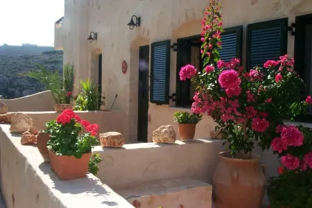 suitable for 2 families, a larger family or 2 couples with 1 or 2 children Отели в г. Kalathas