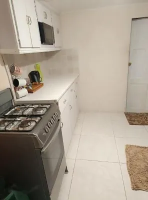 Cozy comfortable one bedroom apartment with all the comforts of home. のホテル