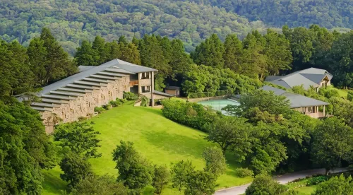 El Establo Mountain Hotel فنادق في مونتيفيردي