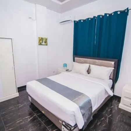 Hadrah Hotel