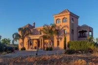 Al Karob Yoga Boutique Hotel