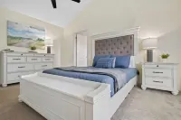 Greenway Getaway: Central to NWA & on the Razorback Greenway Hotels in Rogers