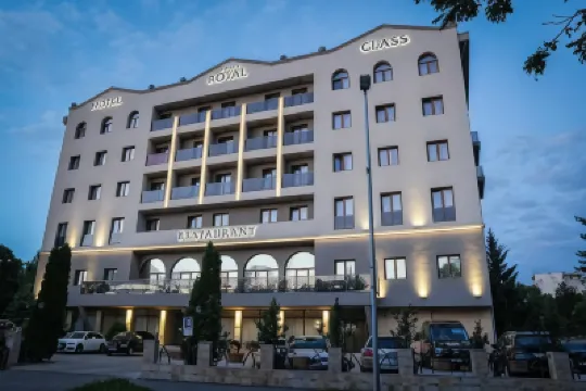Royal Class Hotel Отели в г. 