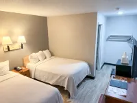 Super 7 Motel - Parkplatz