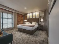 Dakota Edinburgh Hotels near Ferrymuir Retail Park