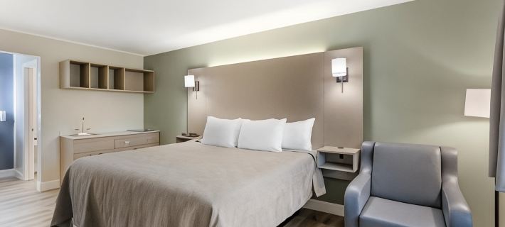 Quality Inn Hotels in Lancaster County