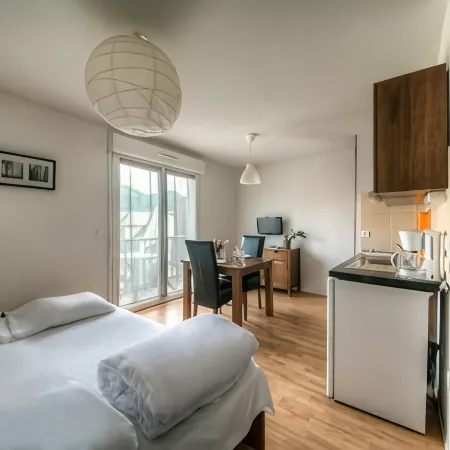 Comfort Aparthotel Lourdes L'Acacia