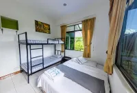 Poni Homestay