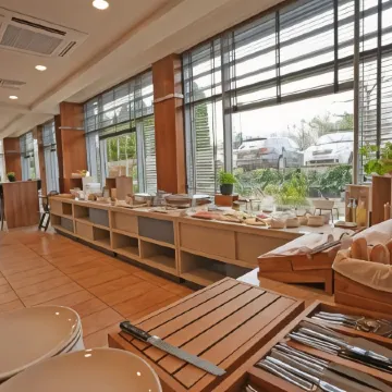 Hotel Oliwski Отели рядом с достопримечательностью «Гданьский монастырь цистерианцев»