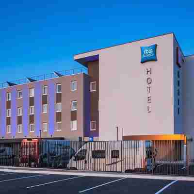 ibis budget Sens Hotel Exterior