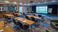 Holiday Inn Express & Suites Vaudreuil - Dorion