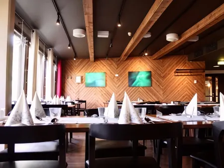 Santa's Hotel Aurora & Igloos