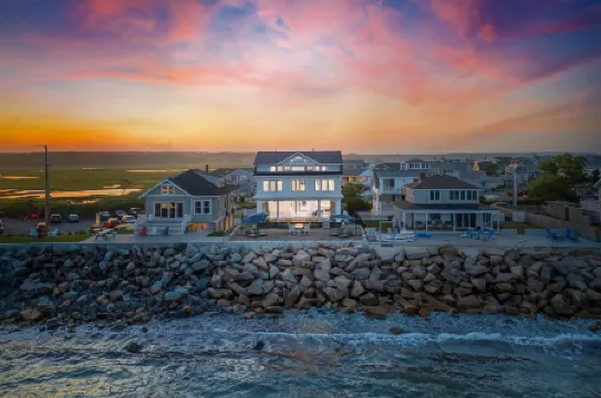 Brand New Home Ocean Views Wolf Appliances