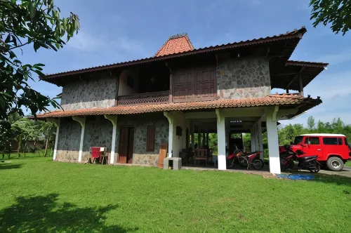 Joglo Java Hotel di Boja