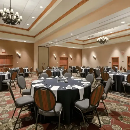 Hilton Garden Inn Missoula Отели в г. Миссоула