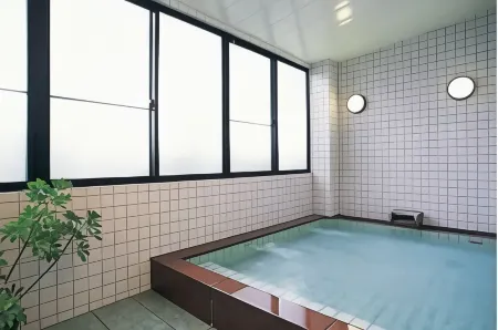 日章館