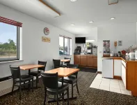 Baymont Inn & Suites by Wyndham Richmond Hotels in Twin Lakes