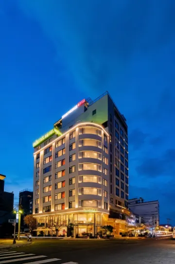 PĀMA Boutique Hotel & Bistro