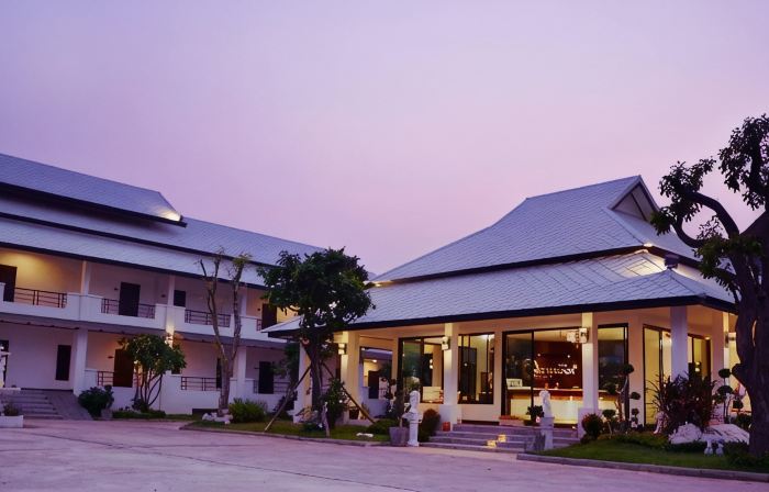 Rittiboon Vintage Hotel