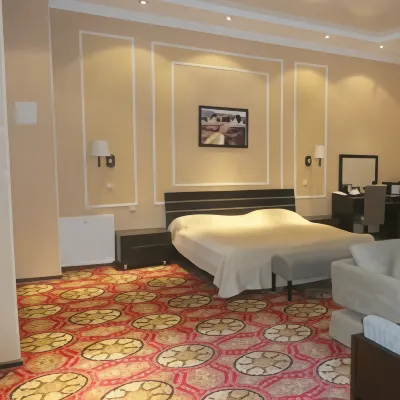 Kovcheg Hotel - ที่มีที่จอดรถ