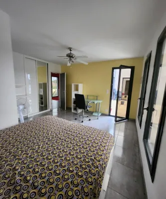 Villa with pool and spa for unforgettable moments with family or friends.