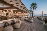 Alexandra Beach Resort & Spa - Beach