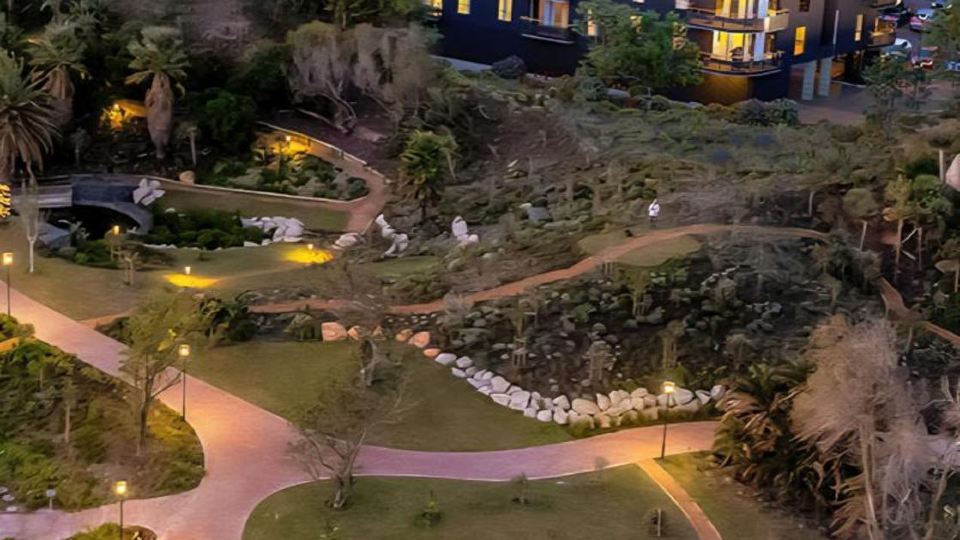 9 Palms by Smart City Stays