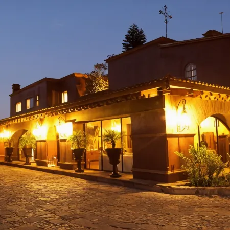Hotel Misión Grand Casa Colorada