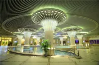 Swan Lake Recreation Hotel - Swimmingpools