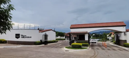 A private villa in an exclusive  gated community in San Miguel - 3 bdr & 2 baths - 2-Sterne