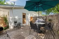 Lake Loveland Getaway --  Private and Comfortable -- Dog Friendly - 2-Star