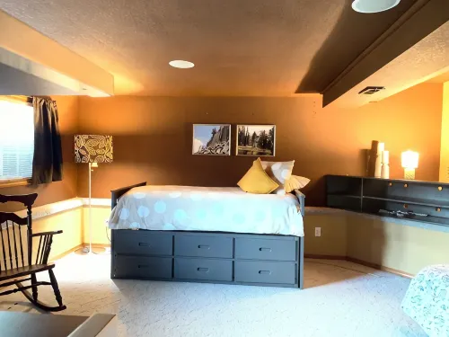Comfort & Calm – Perfect for Work, Families , Pets & Getaways