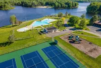 Spacious 5-bedroom Arrowhead Lake Escape-Fire Pit-Pool-Lake-Pool Table-AC-WiFi - 4-Star