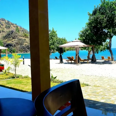 Sylvia Hotel & Resort Komodo