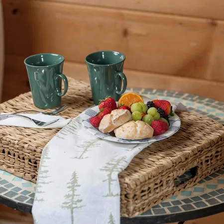 Sunriver Charmer-Updated Family Cabin w/SHARC, Village Access-Comfortable for 6