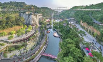Longmen Shuidu Yangxin Valley Hot Spring Hotel