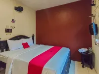 RedDoorz @ Pacet Mojokerto Hotels in Pacet