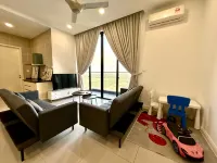 4 bedder D’Pristine condo 22-25 opp legoland (13pax) - Infinity Pools