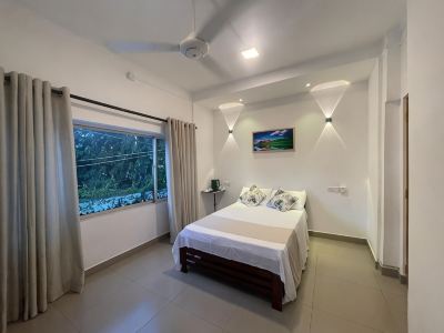 Room near airport in Negombo