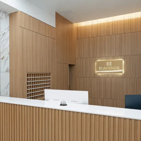 H Avenue Hotel Jeonju Terminal Отели рядом с достопримечательностью «Стадион Чонджу»