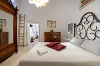 Corte Fiorita - City Center historical stay - 3-Star